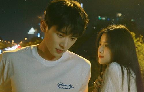 Miệng nói GHÉT nhưng thực ra 4 chòm sao này rất khó quên người yêu cũ, LỤY số 1!